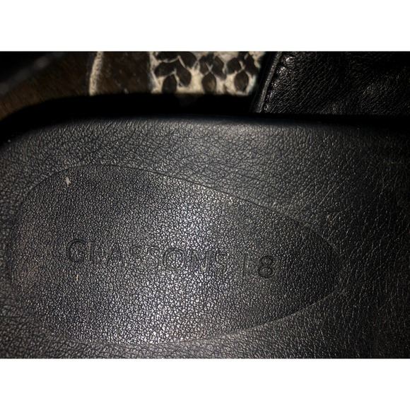 Women's Quilted Strappy Leather Sandals - Picture 3 of 8